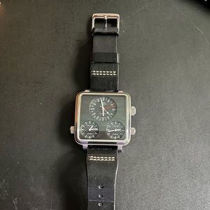 Glycine Airman 7 Plaza Mayor- 53 x 53 mm XL Swiss Automatic Watch- 3 movements!